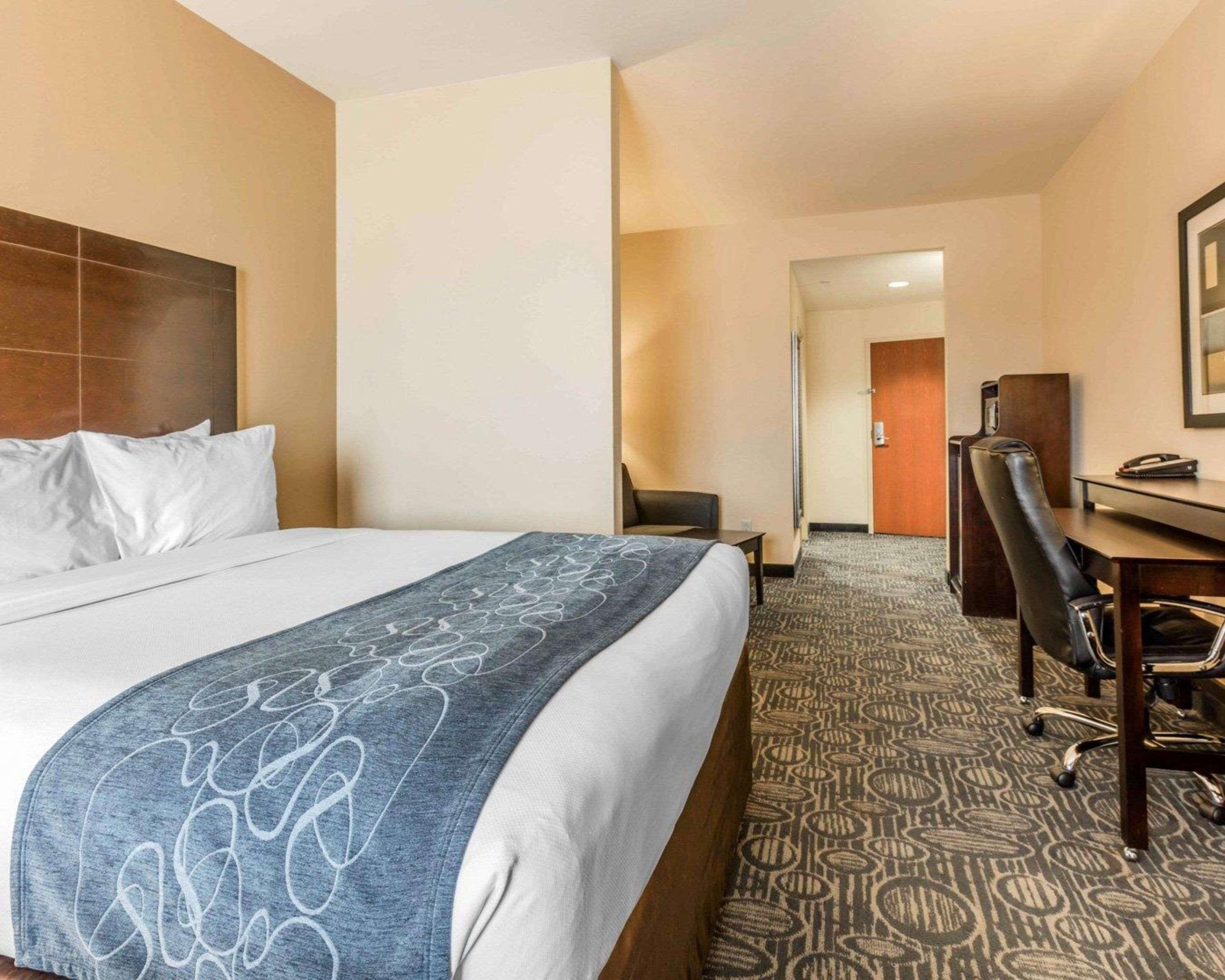 Comfort Suites Pell City I-20 Exit 158 Ngoại thất bức ảnh